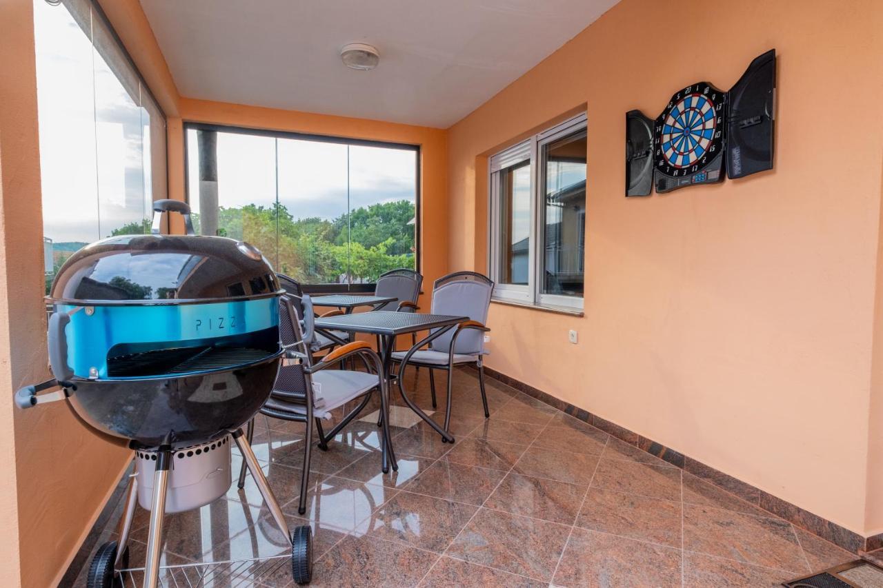Villa La Dama Novi Vinodolski Exterior foto