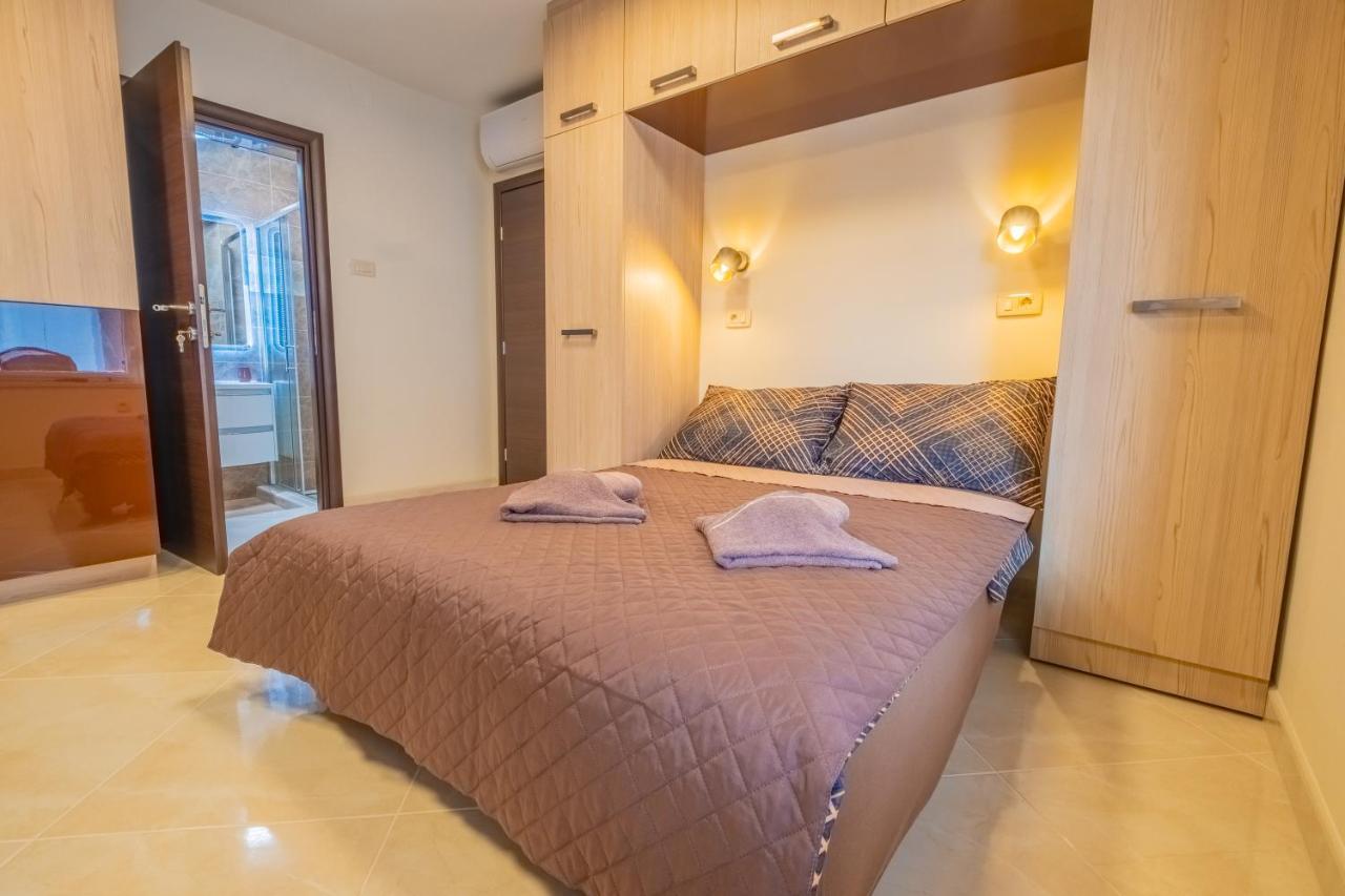 Villa La Dama Novi Vinodolski Exterior foto